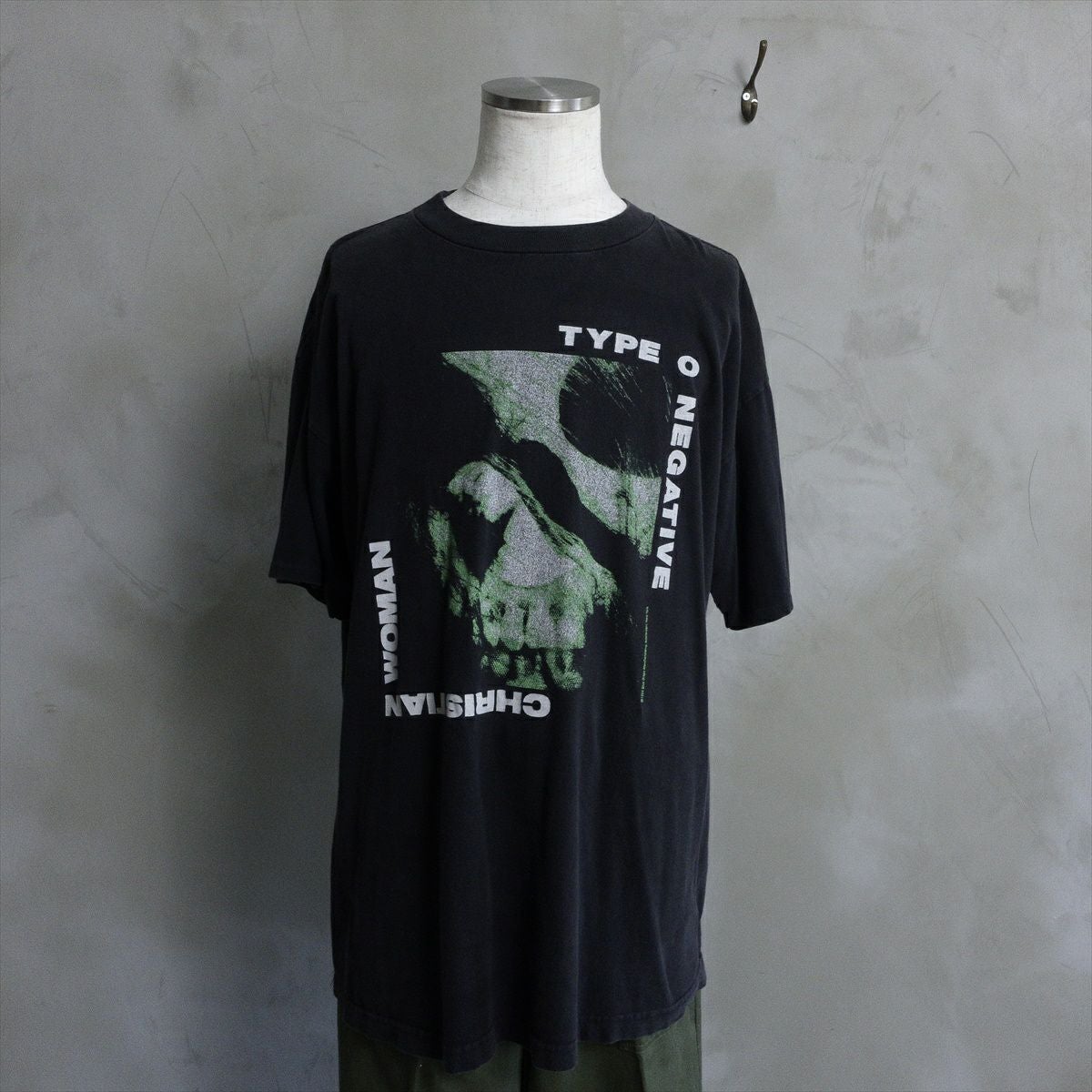 000000004524-02.jpg?size=l&w=