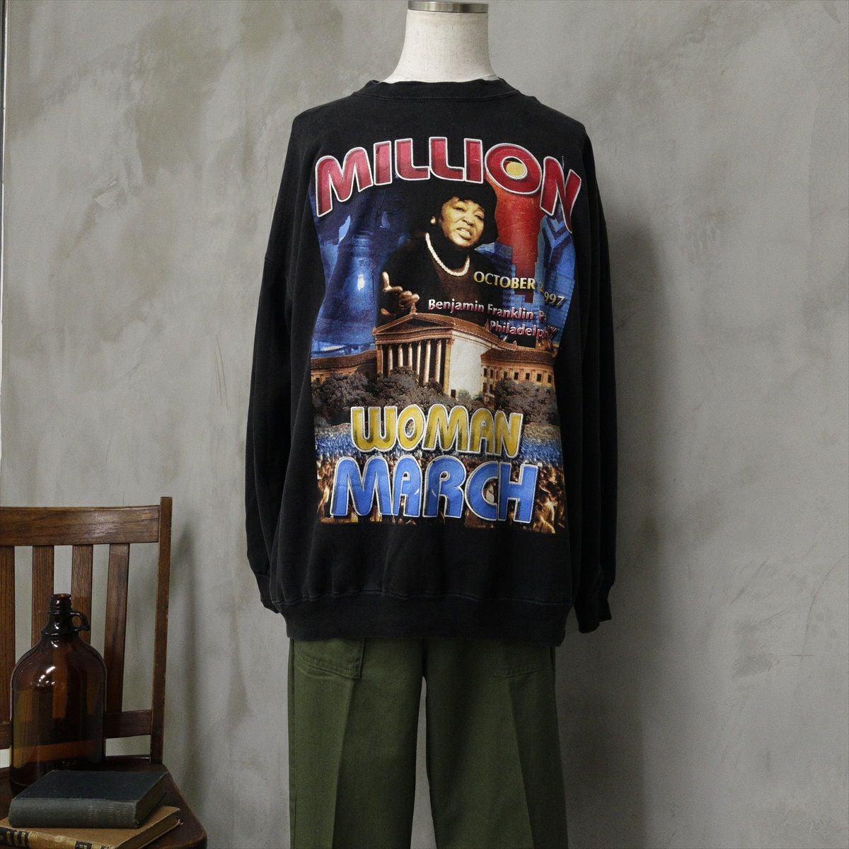 古着 90s MILLION WOMAN MARCH スウェット | Flamingo Online 古着屋 古着 90s MILLION WOMAN MARCH スウェット | Flamingo Online 古着屋