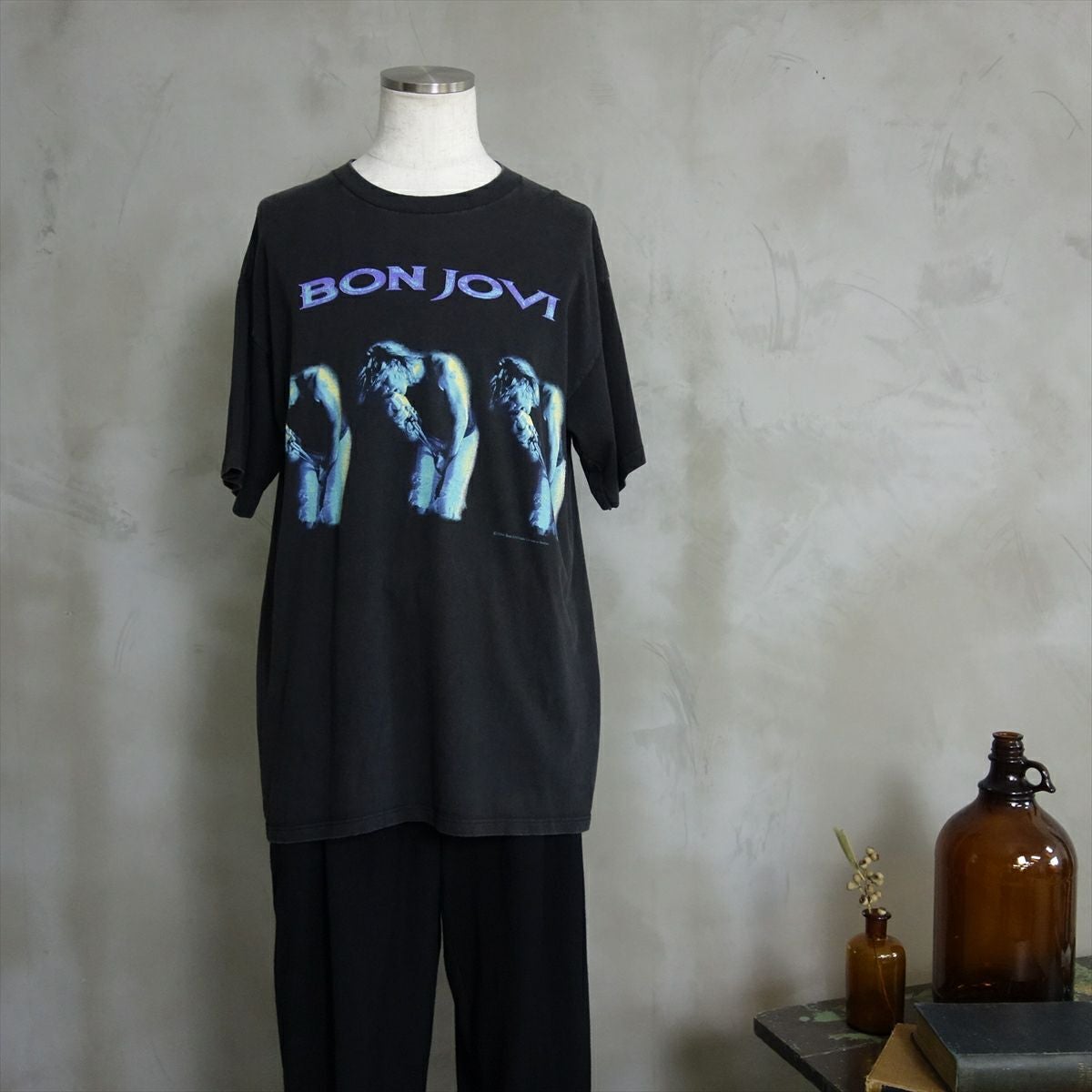 古着 94y BON JOVI ボンジョビ バンドTシャツ | Flamingo Online 古着