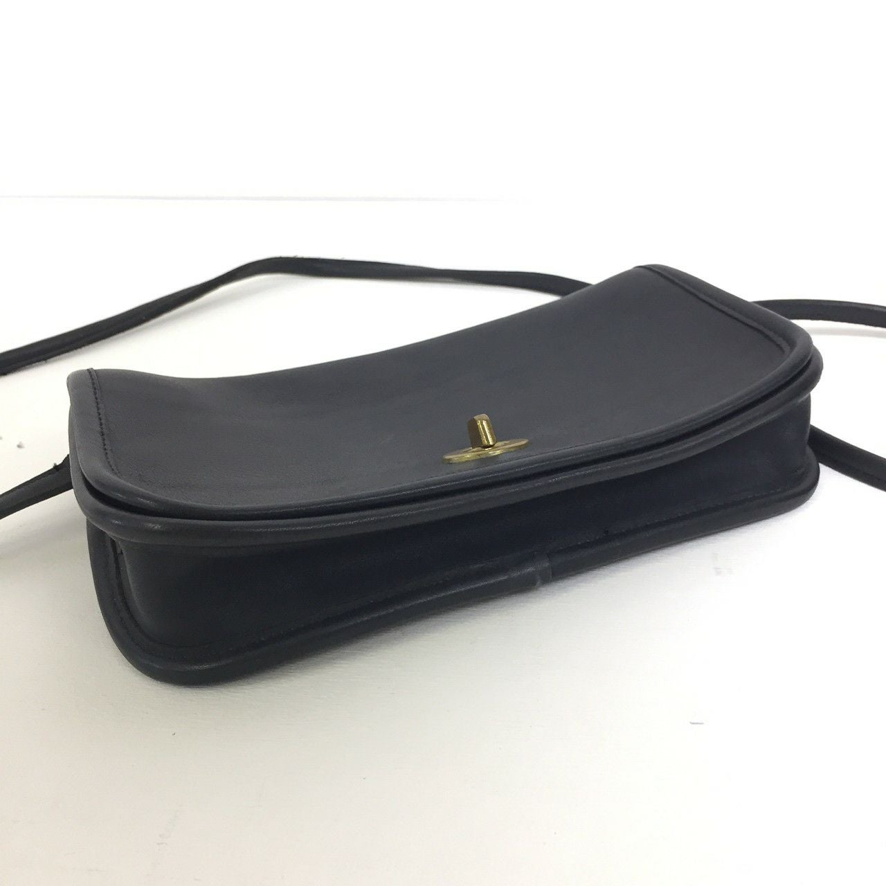 USED オールドコーチ COACH ショルダーバッグ ブラック | Flamingo
