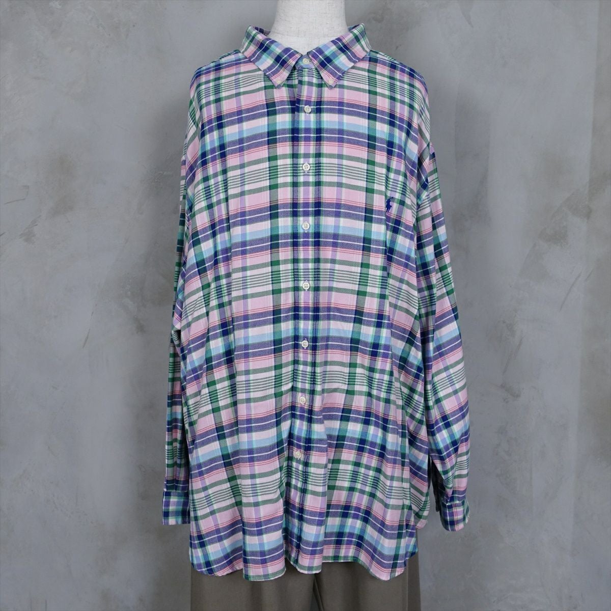 古着のラルフローレンのシャツ