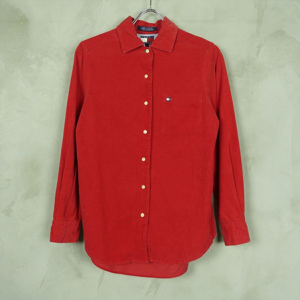 トミーヒルフィガーのコーデュロイシャツ