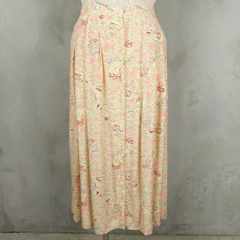 古着の花柄スカート