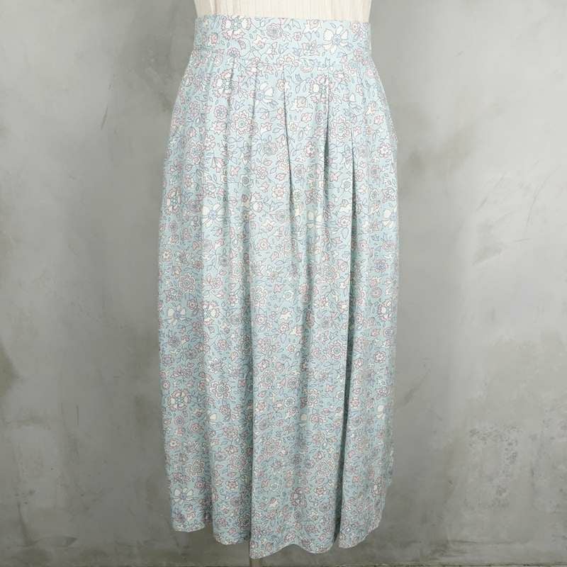 古着の柄スカート