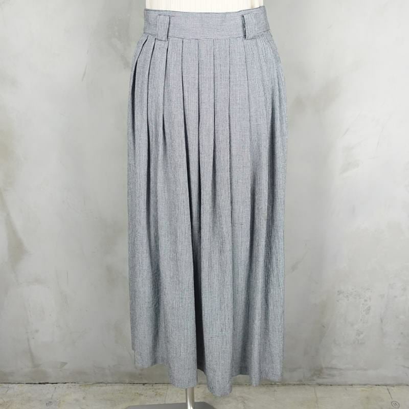 古着の柄スカート