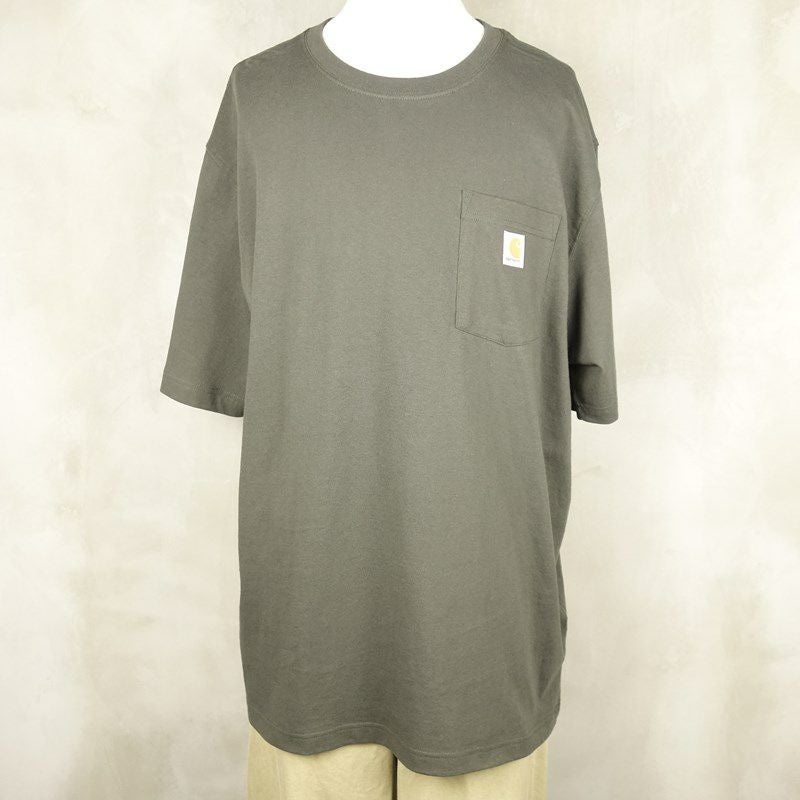 Carharttの1ポイントポケ付きTシャツ