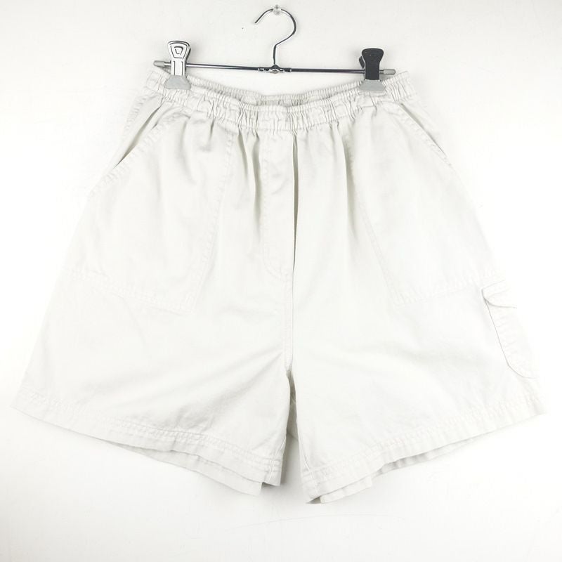 古着のショートパンツ