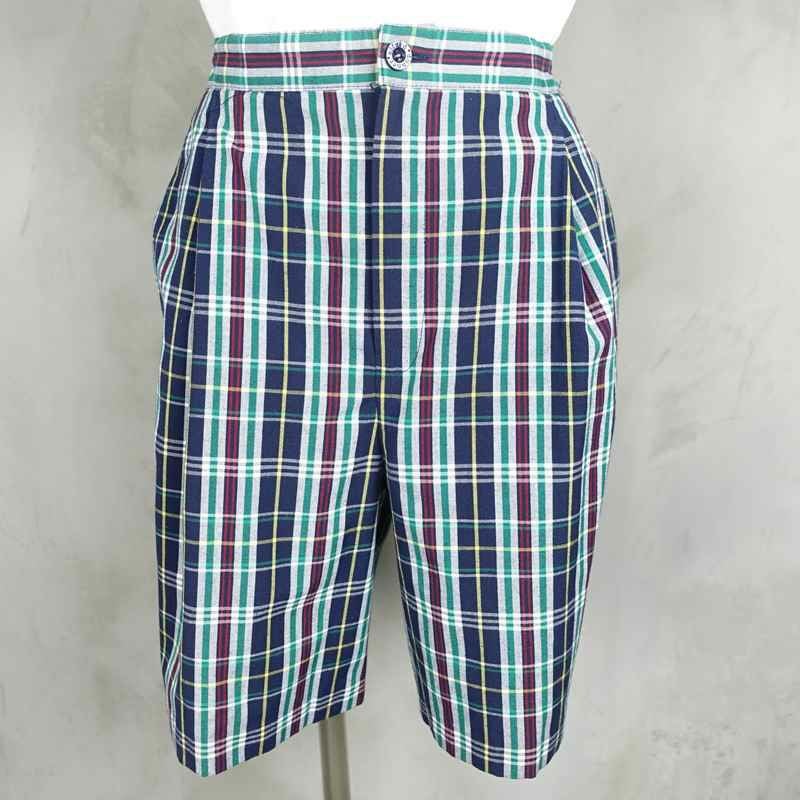 古着のショートパンツ