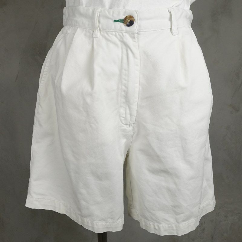 トミーヒルフィガーのショートパンツ