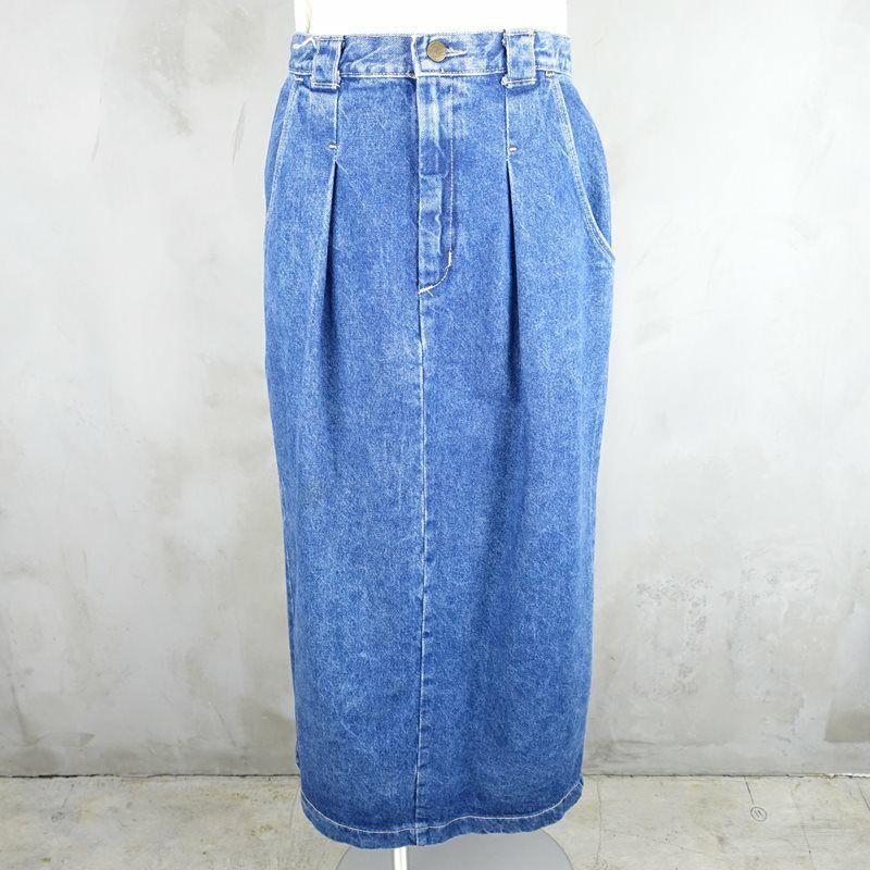 古着のデニムスカート