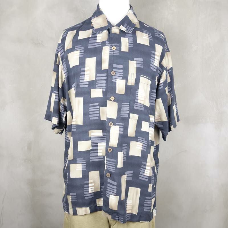 古着の半袖シャツ