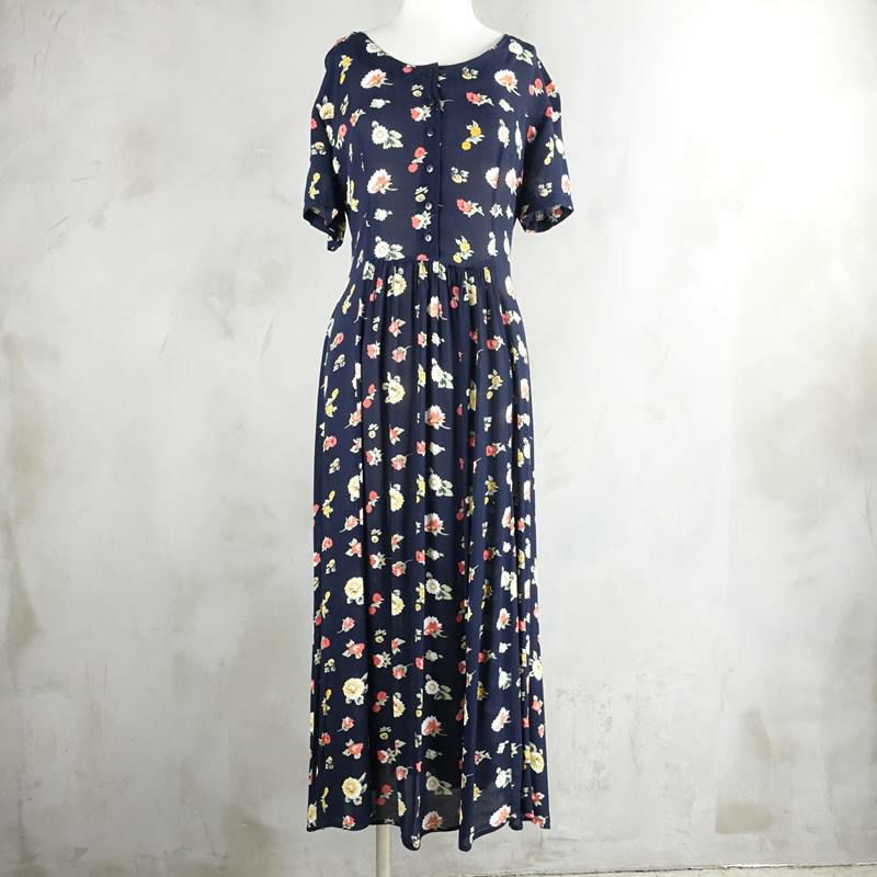 古着の花柄ワンピース