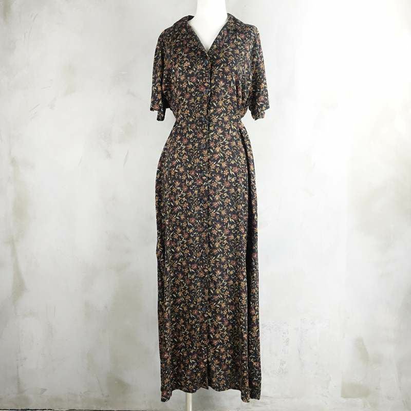 古着のワンピース