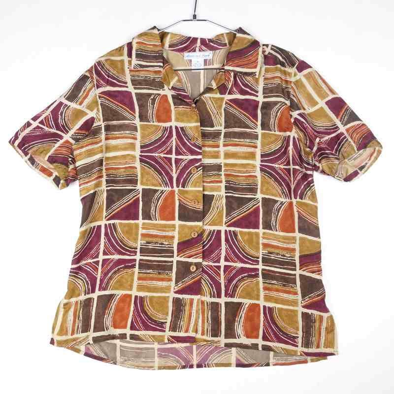 古着の半袖シャツ