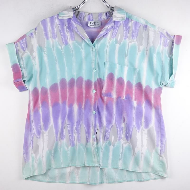 古着の半袖柄シャツ