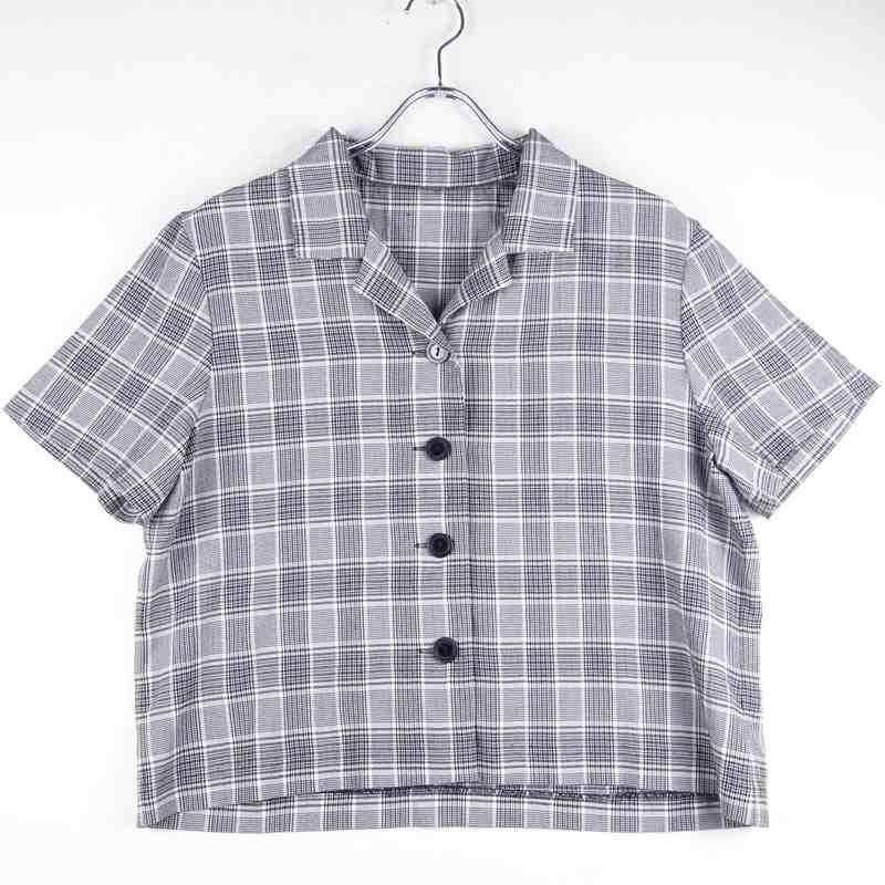 古着のチェック半袖シャツ