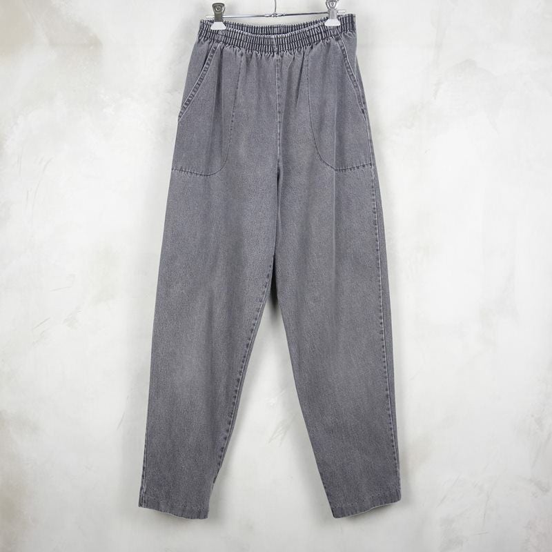 古着のデニムパンツ