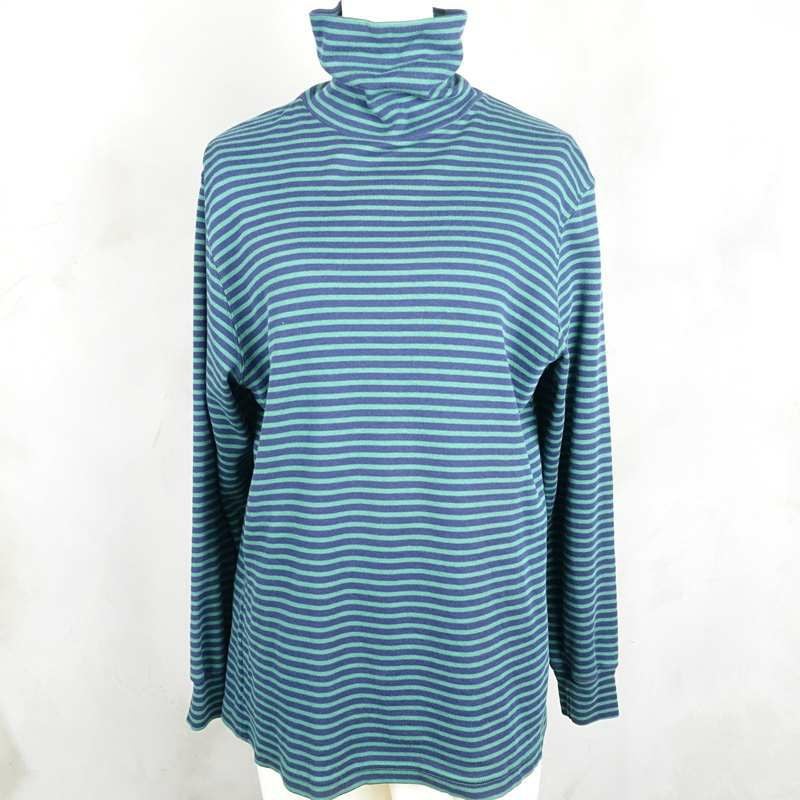 古着の総柄ロンT