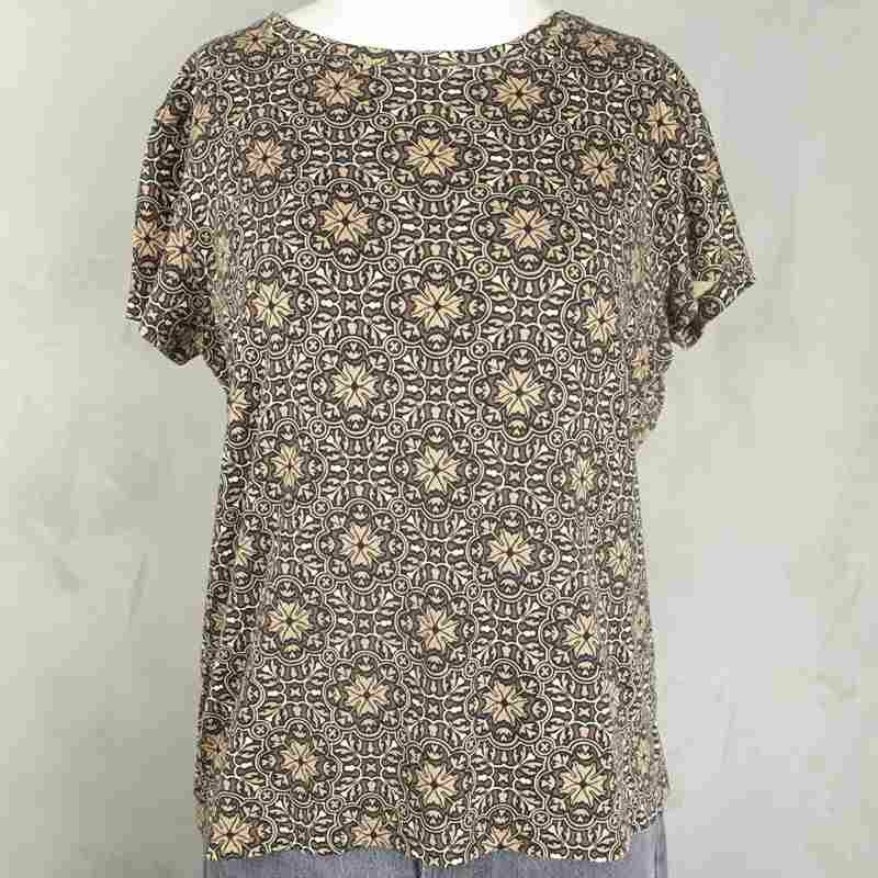 古着の柄Tシャツ