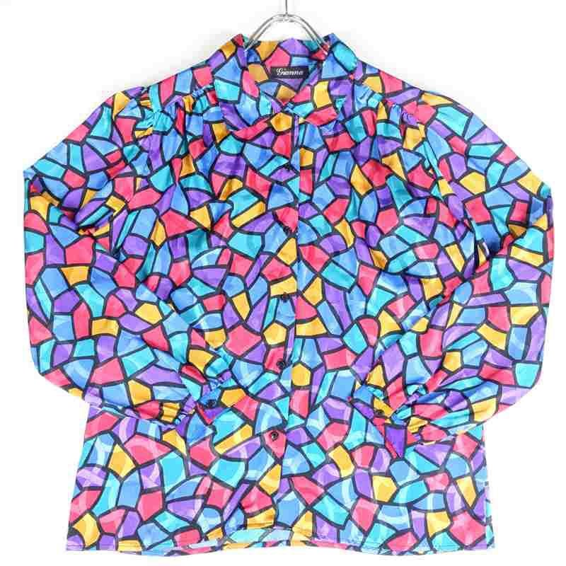 古着の長袖柄シャツ