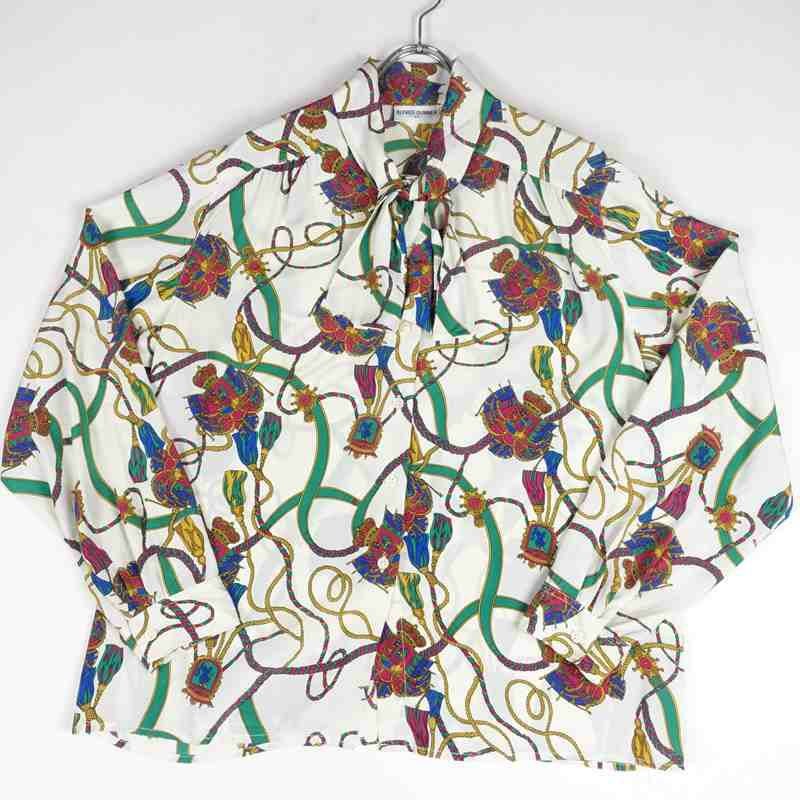 古着の長袖柄シャツ