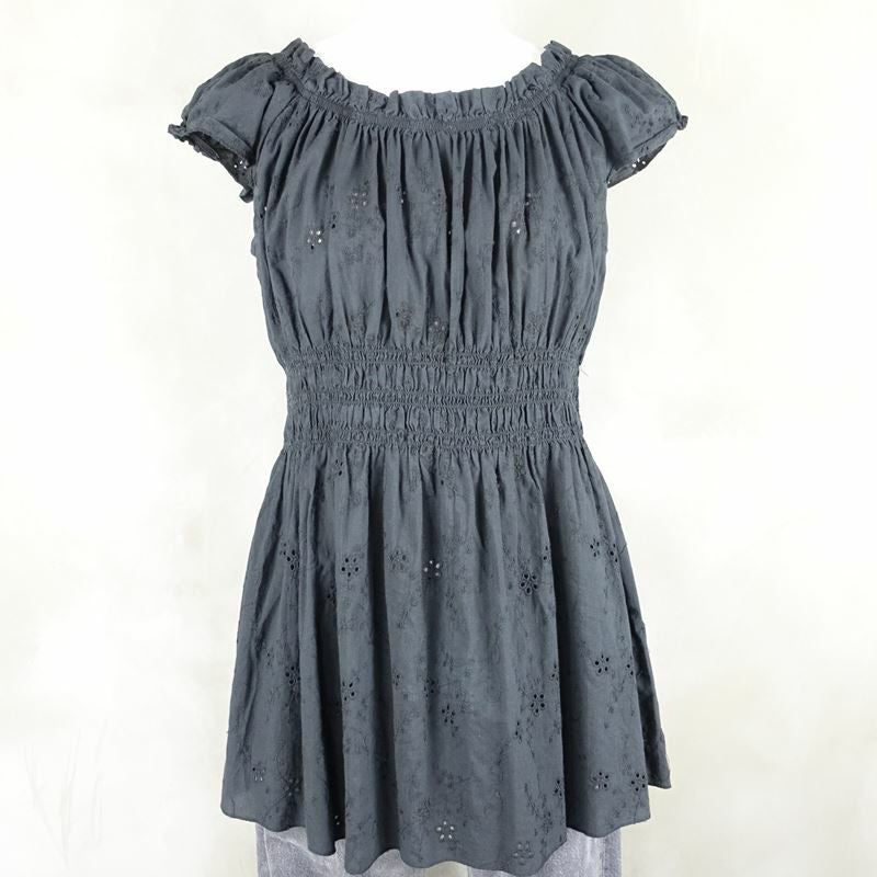 古着の刺繍入りワンピース