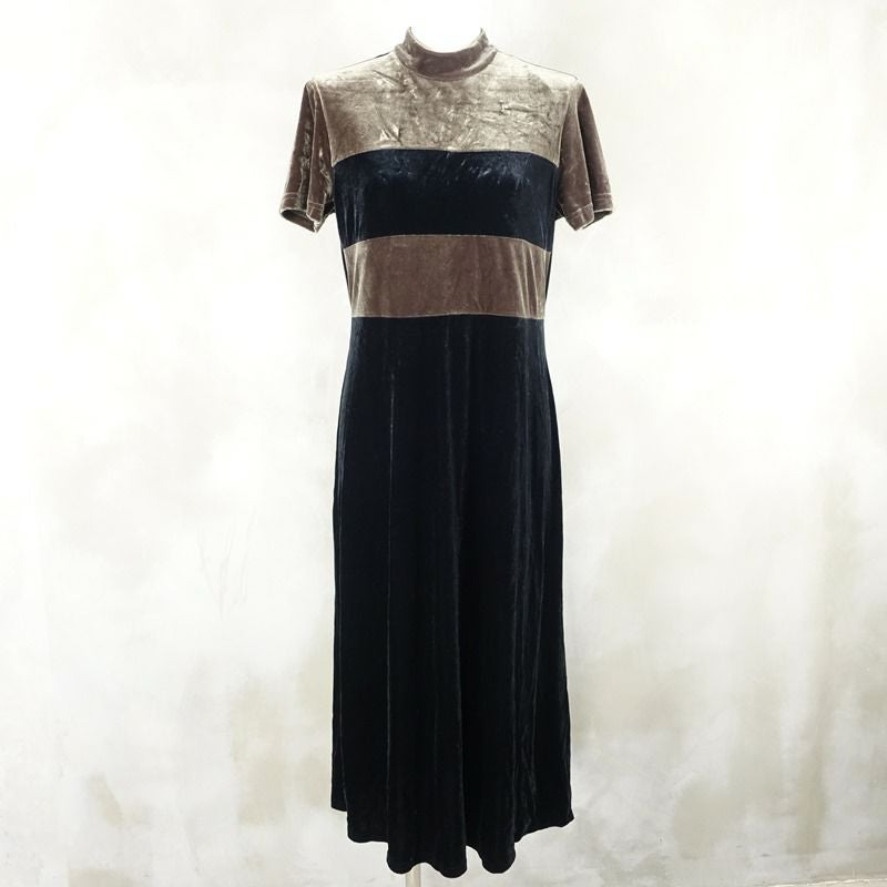 古着の半袖ワンピース