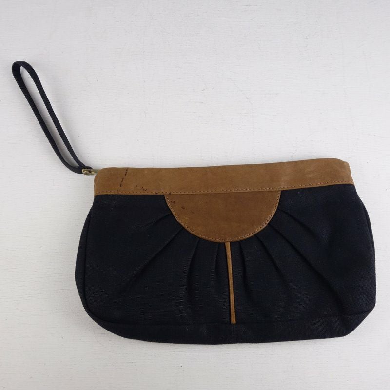 古着のデニム素材クラッチバッグ