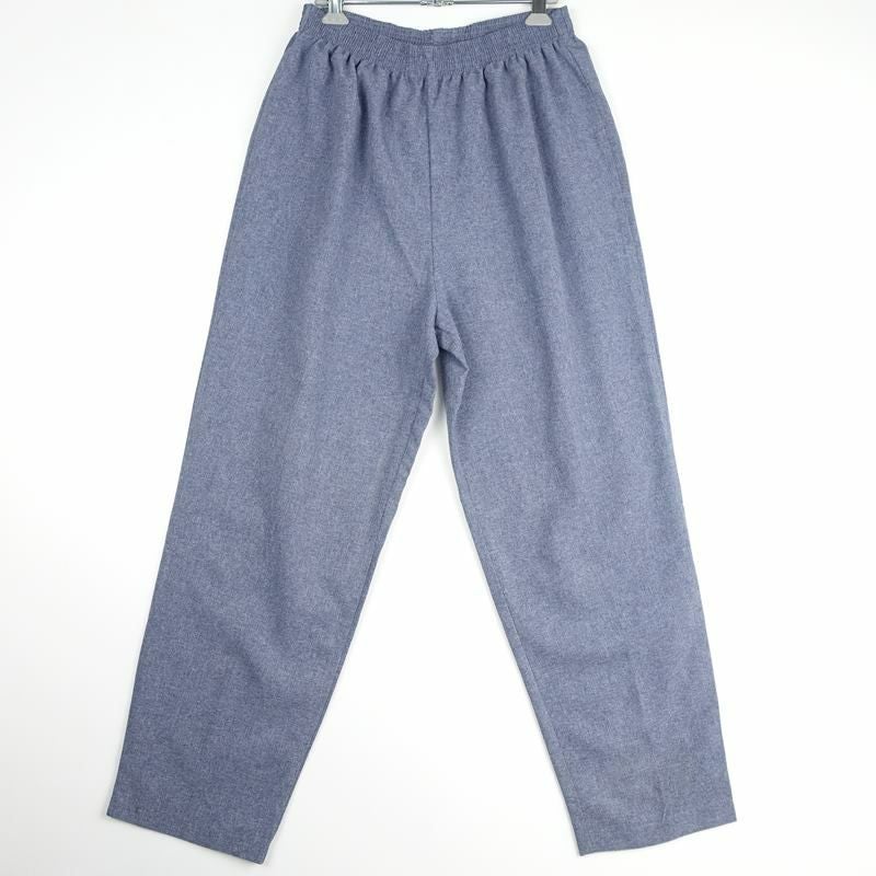 古着のイージーパンツ
