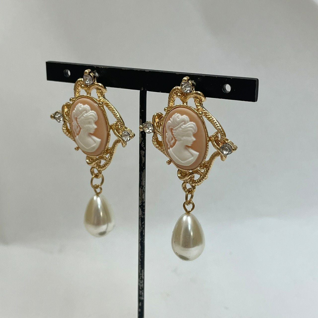 アンティーク風 デザイン パール ピアス | Flamingo Online 古着屋