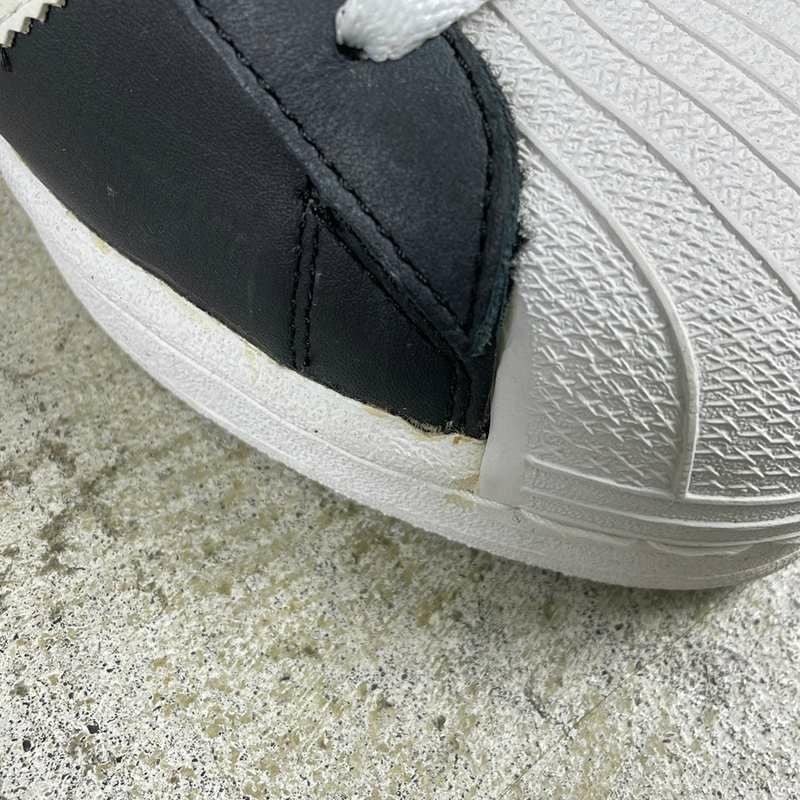 デッドストック adidas 金ベロ super star スニーカー | Flamingo