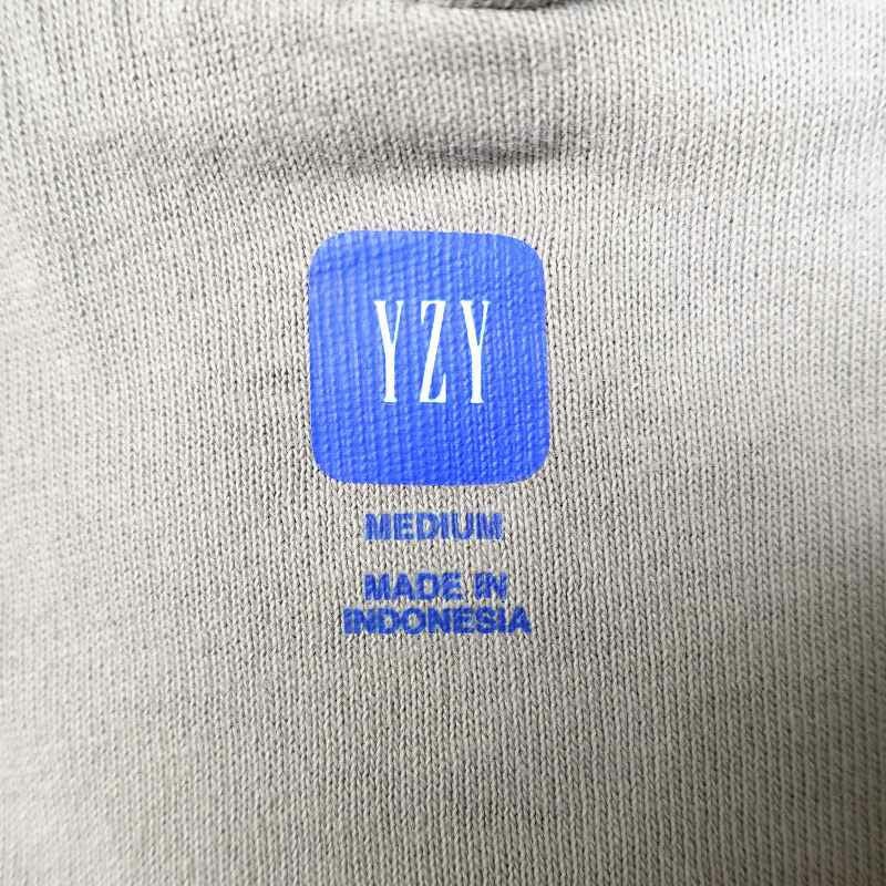 トップス igusa Patch Sweatshirt(GLAY) Yeezy&GAP ZIP HOODIE GLAY | Flamingo Online 古着屋フラミンゴ