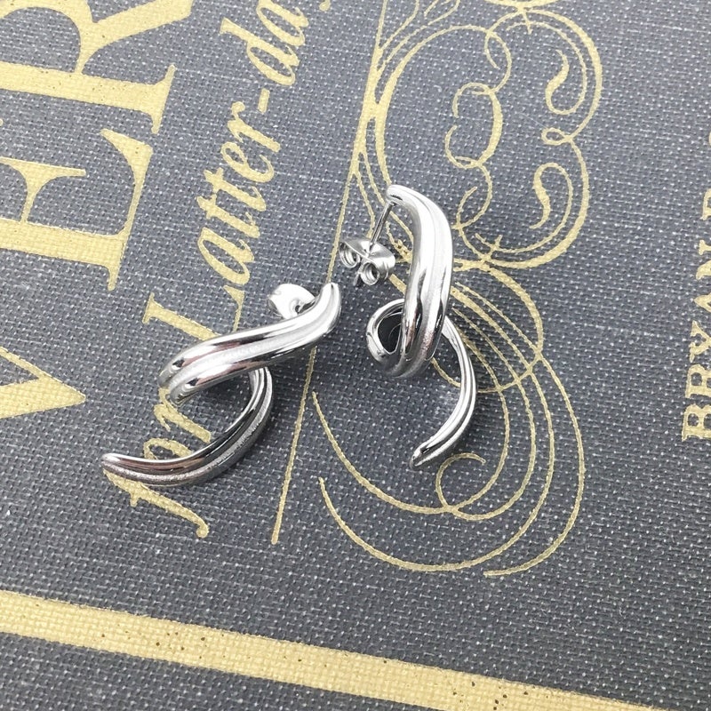 シルバー ツイスト ピアス | Flamingo Online 古着屋フラミンゴ