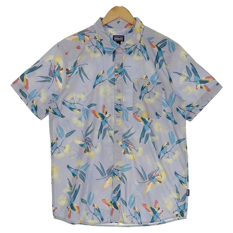 Patagonia パタゴニア フラミンゴ 半袖シャツ アロハ 水色 L 古着 patagonia オウム柄 半袖シャツ | Flamingo Online 古着屋